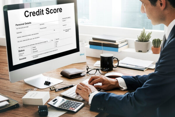 Cum să crești scorul de credit